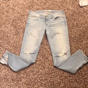 Hollister light wash jeans with zipper ankles ~5